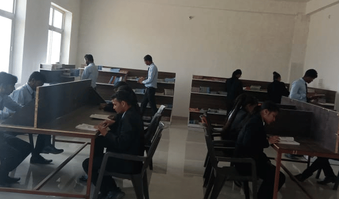 Wisdom College of Pharmacy Lucknow Students Life photo 12